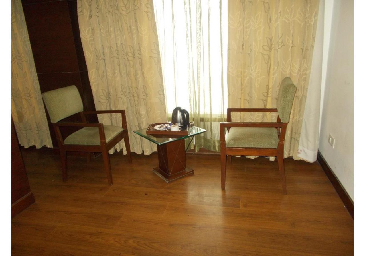 Hotel The Imperial Square Mussoorie Zewnętrze zdjęcie
